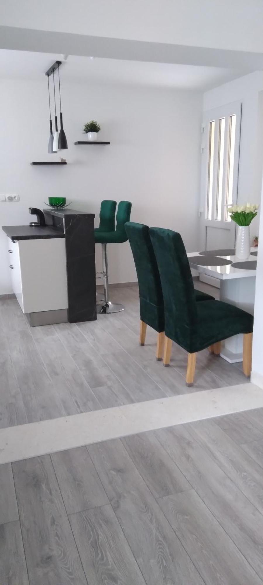 Apartment Seaview Jelsa Racic Exterior foto